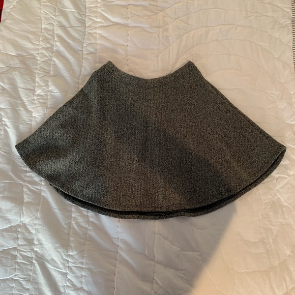 Abercrombie and Fitch Grey Circle Skirt Size XS - Picture 1 of 2